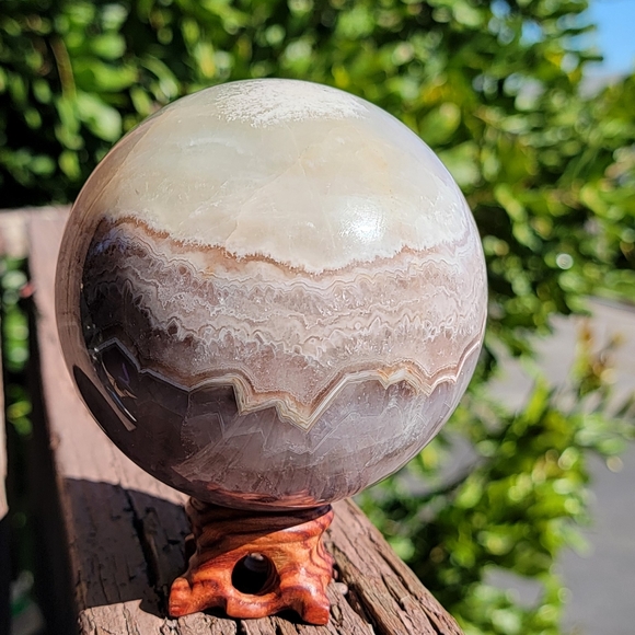 NEW 4.25" MEXICAN CRAZY LACE AMETHYST SPHERE - Picture 4 of 6